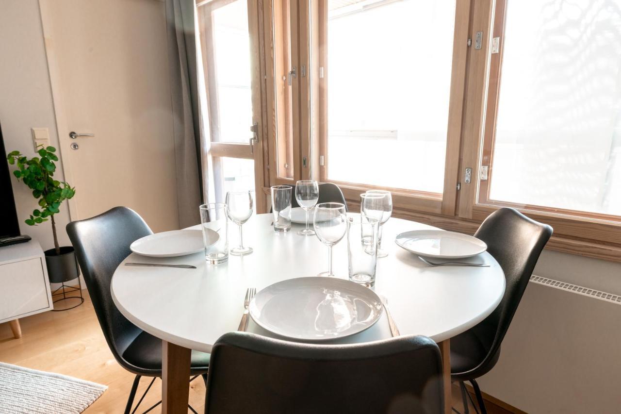 2Ndhomes Stylish 1Br Home With Balcony And Sauna In Kamppi Center Helsinki Exterior foto