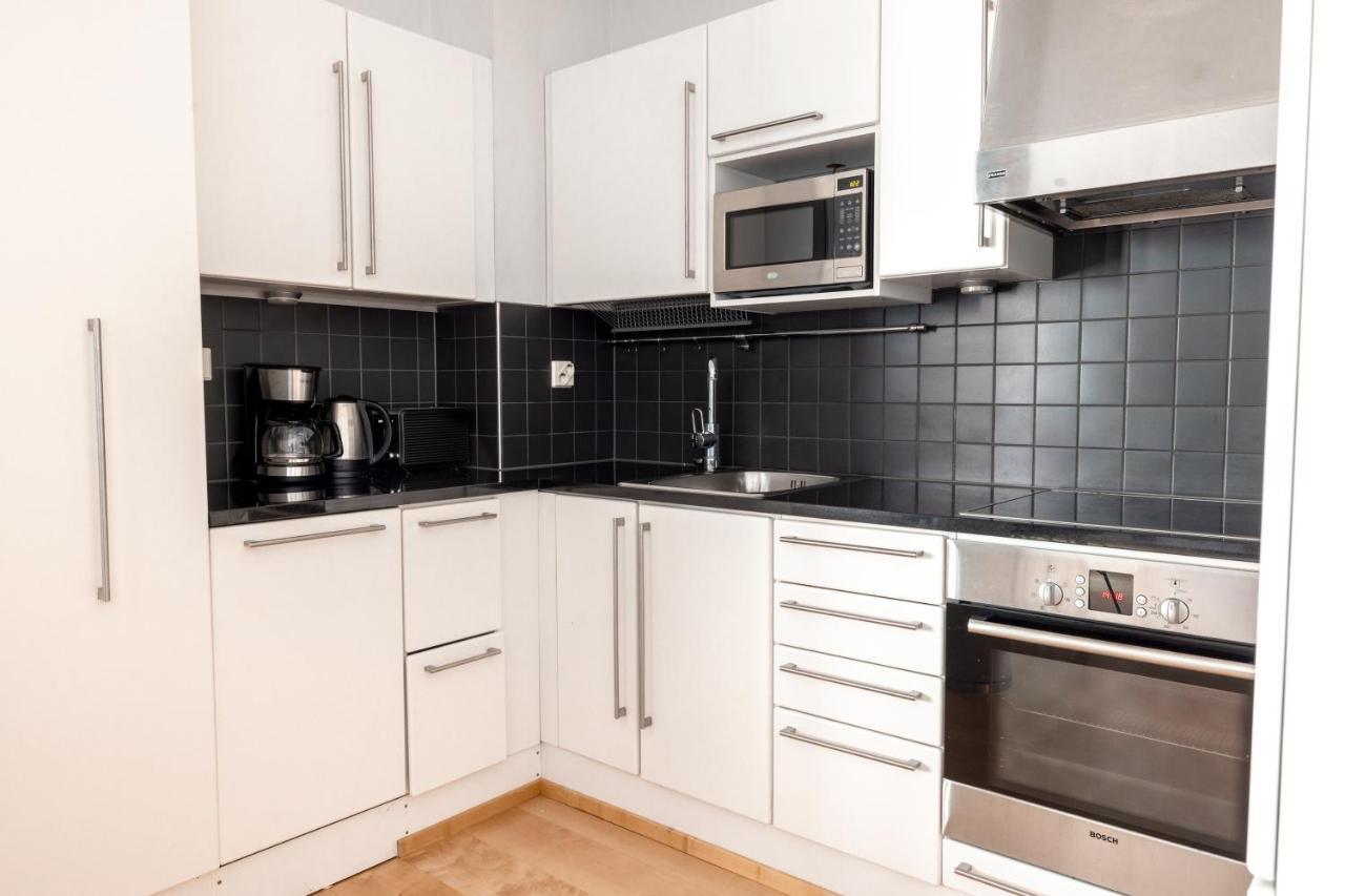 2Ndhomes Stylish 1Br Home With Balcony And Sauna In Kamppi Center Helsinki Exterior foto